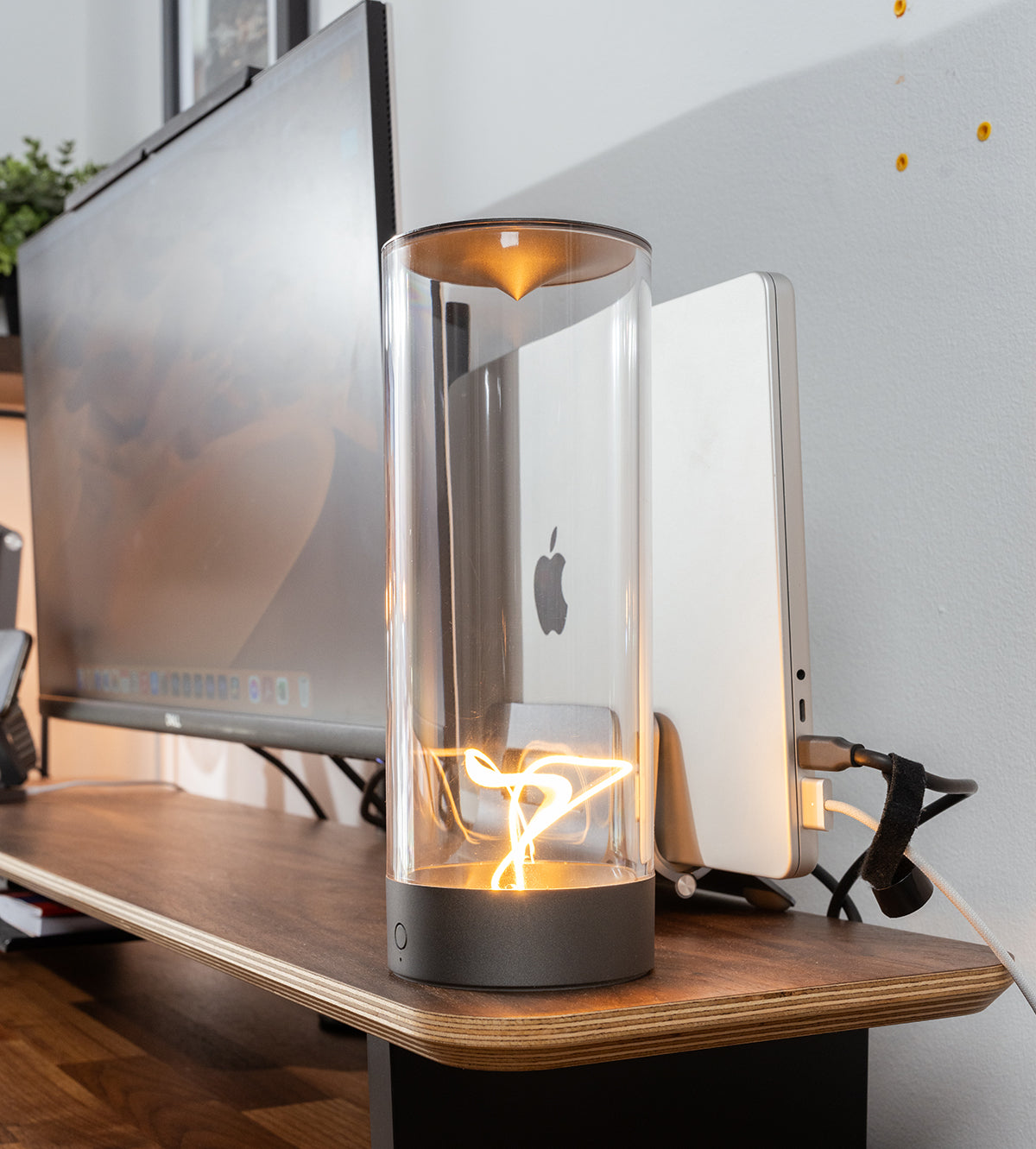 Lampe à faisceau nébuleux