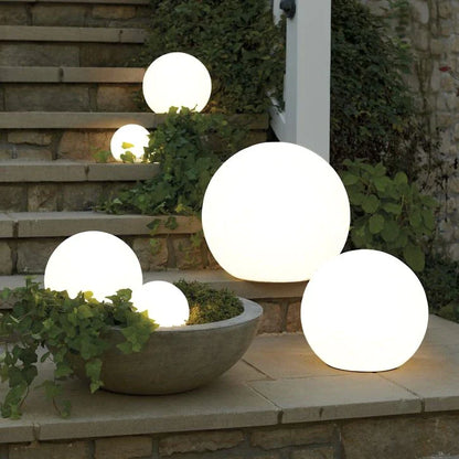 Sphère Lumineuse – Éclairage Design Intérieur & Jardin